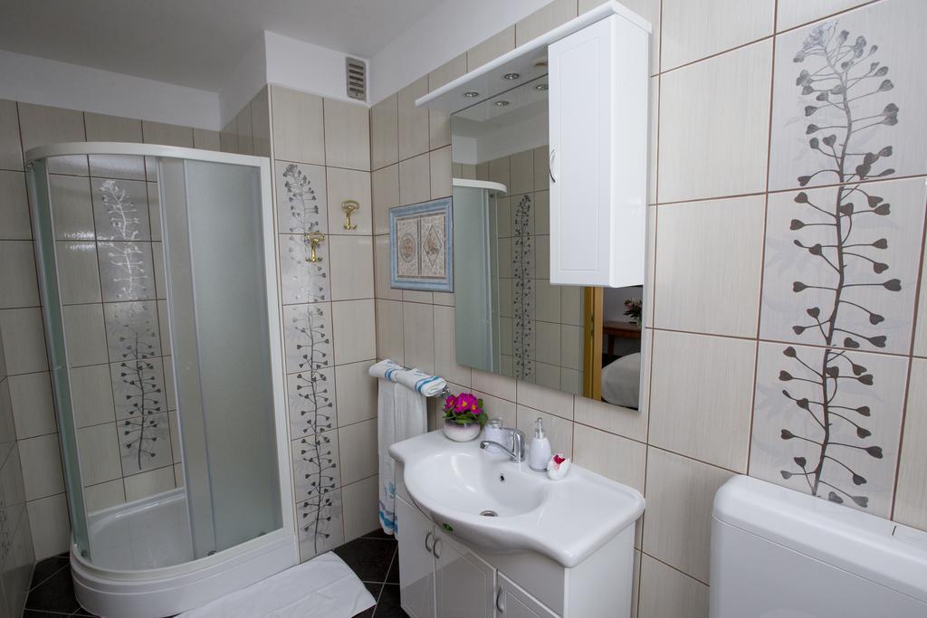 Rooms Kapelj Postojna Exterior photo